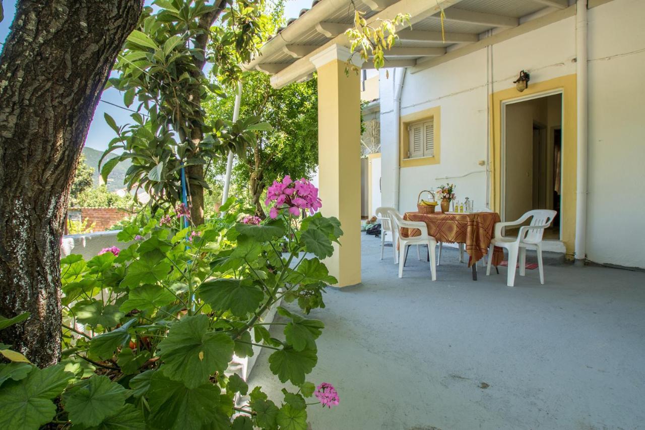Aggeliki Apartments Dassia By Hotelius 卡托克拉克阿纳 外观 照片